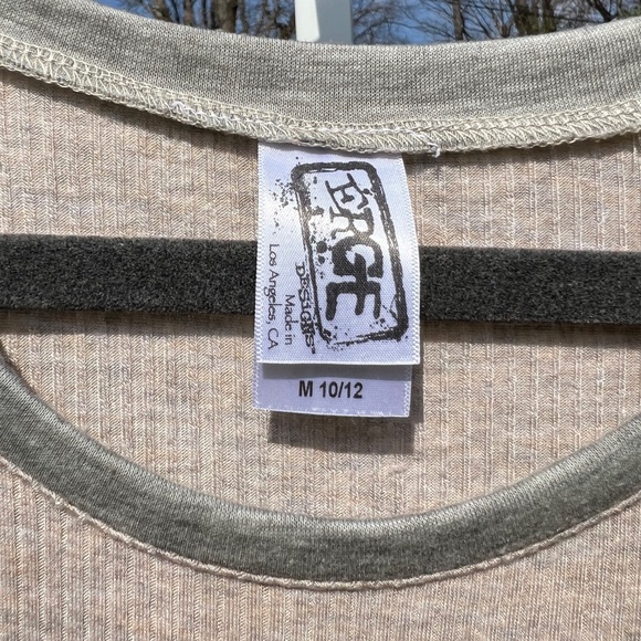 ERGE Designs Three-Quarter Sleeve Top - Picture 7 of 12